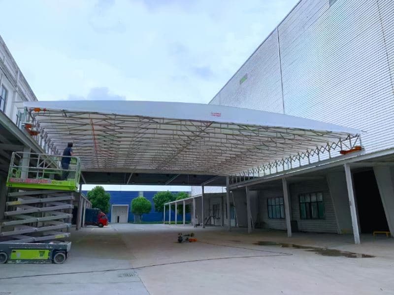 Retractable Canopy