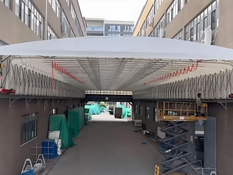 Retractable Canopy